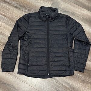 Old Navy Women’s Black Puffer Jacket